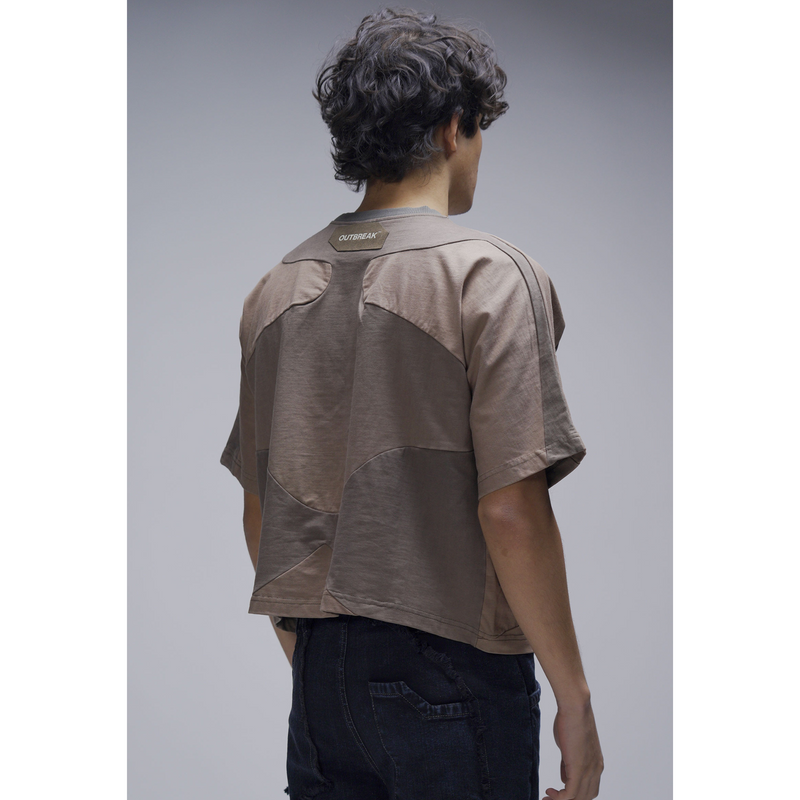 FIDDLER TEE (BROWN)