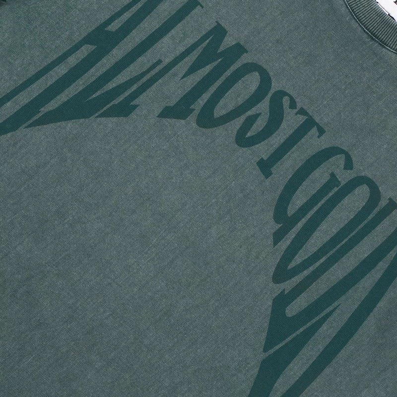 STONEWASHED GOTHIC TEE (PINE GREEN)