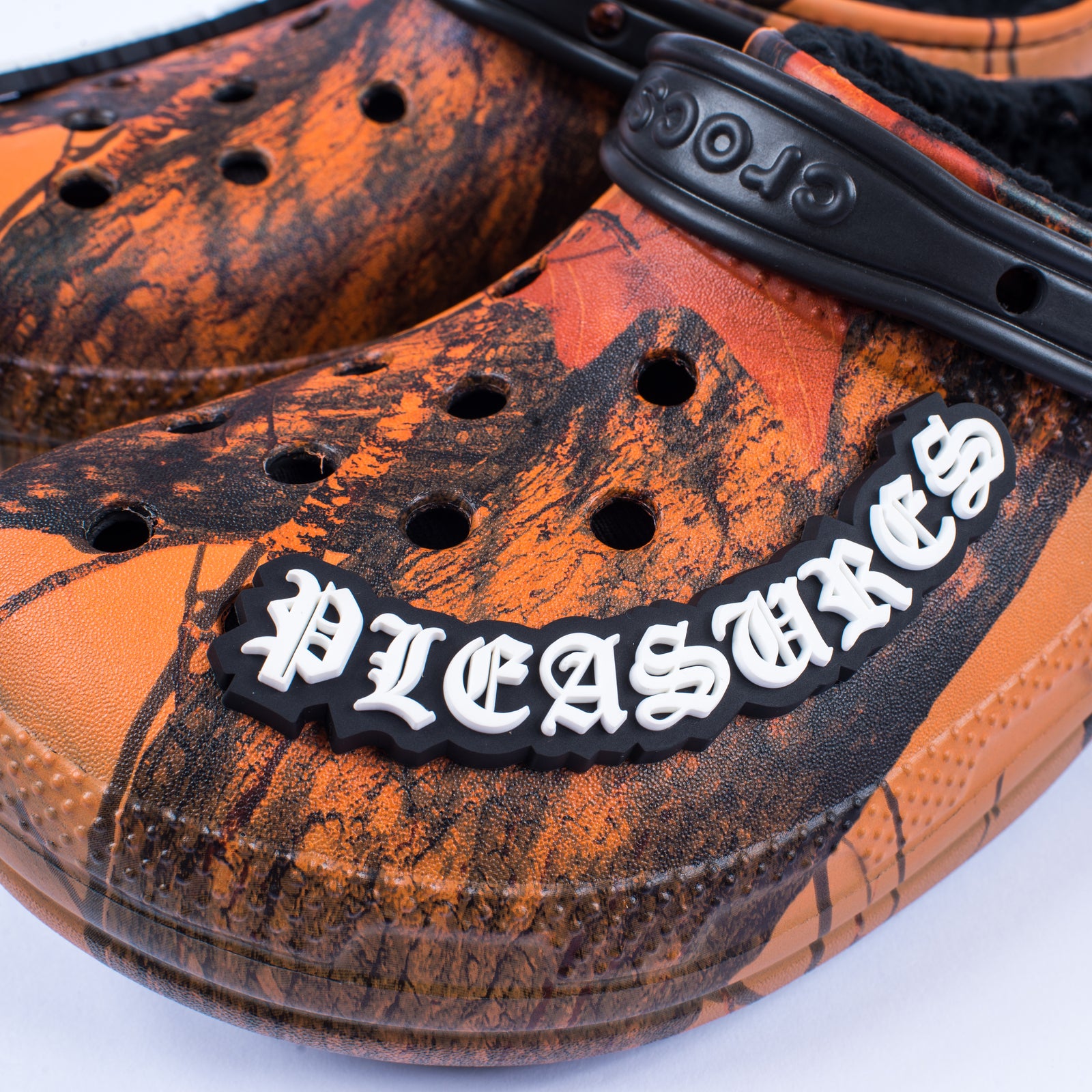 PLEASURES X Crocs Dylan Clog Camo Capsul