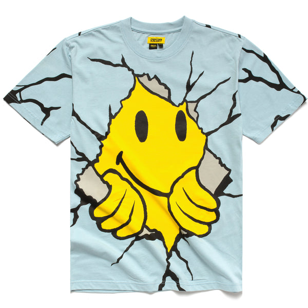 Smiley Wall Tee (Light Blue)